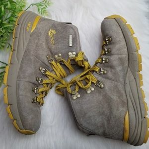 danner vibram boots